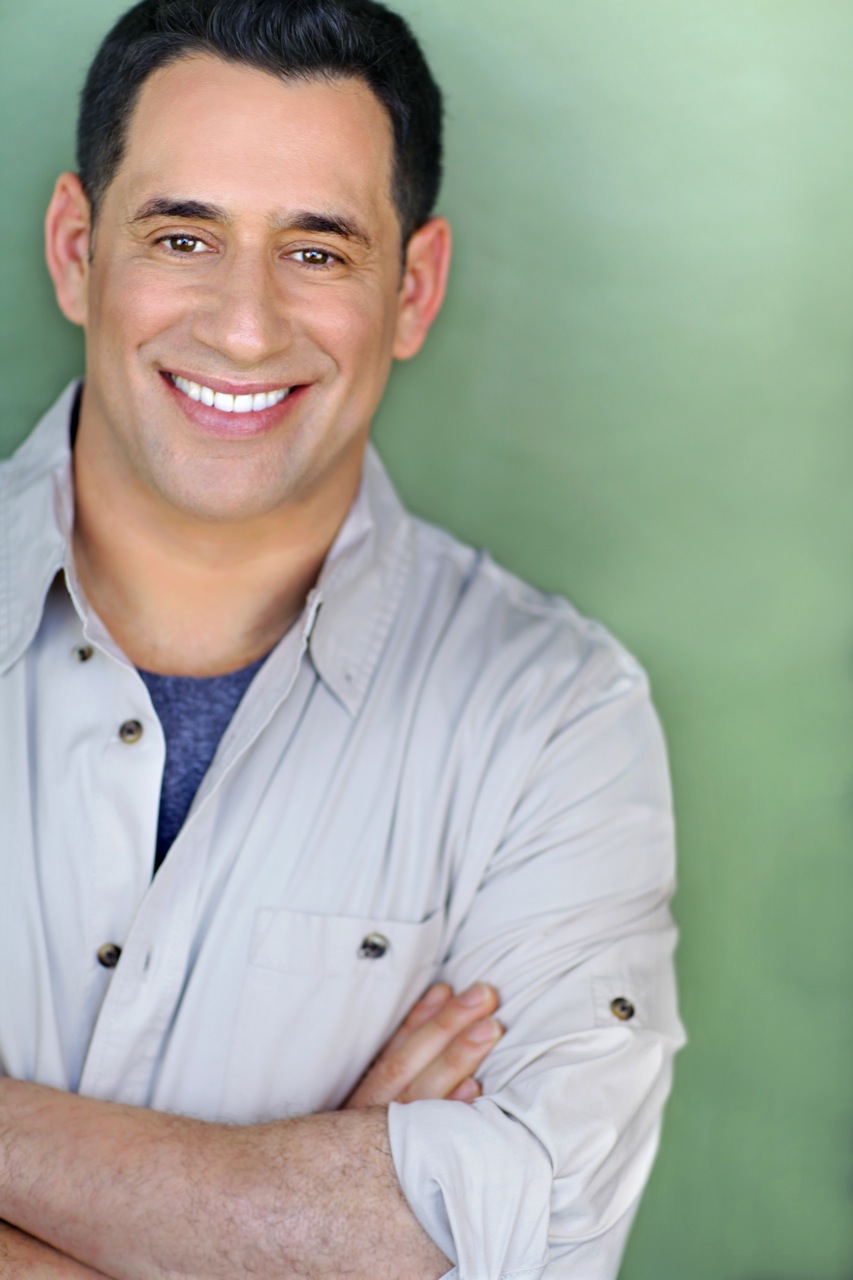 Josh Nasar social media marketing expert